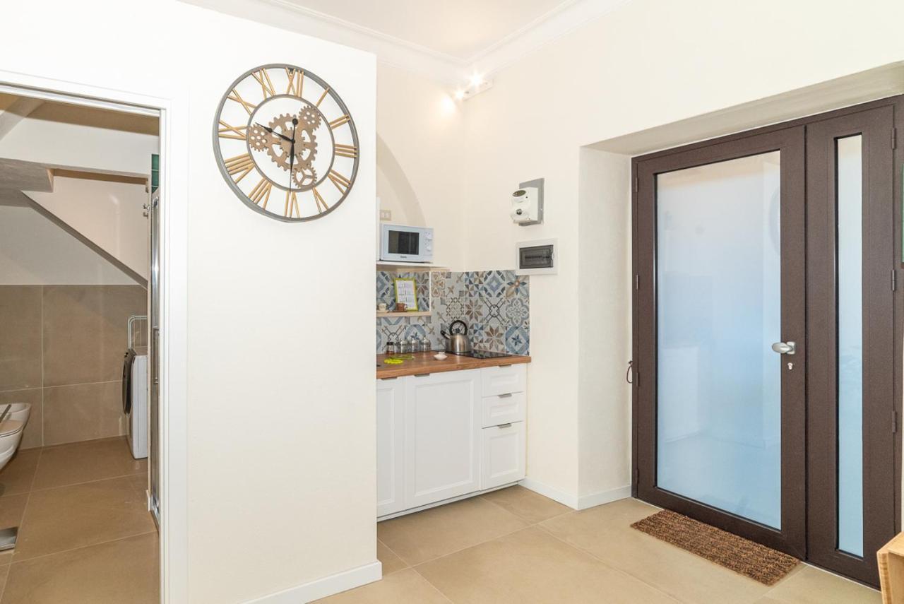 Suite Caronda Catania Luaran gambar