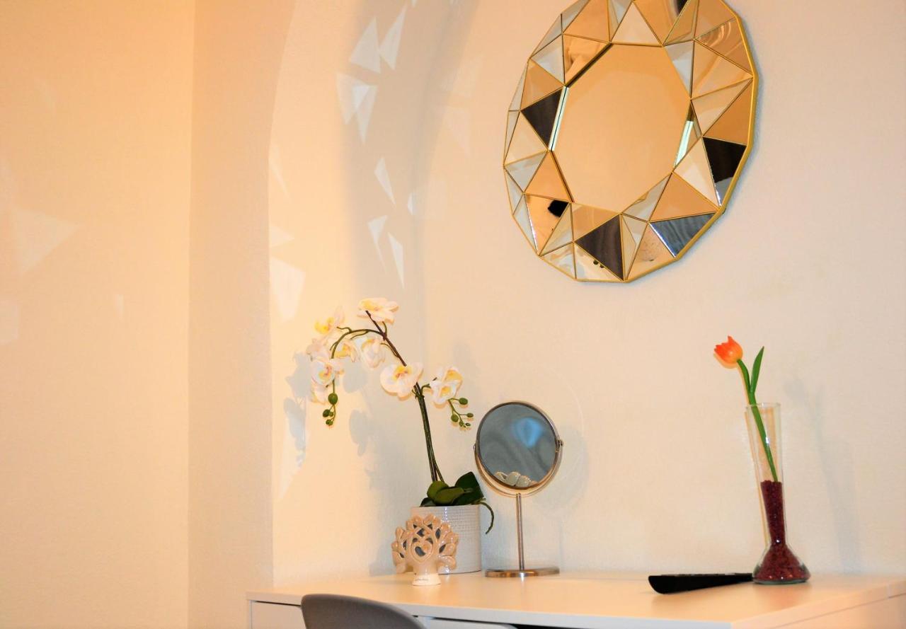 Suite Caronda Catania Luaran gambar